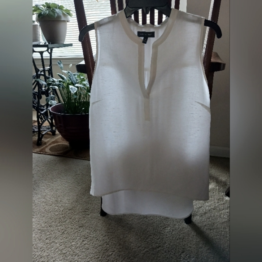 Cool Breeze Linen/Rayon Top💥